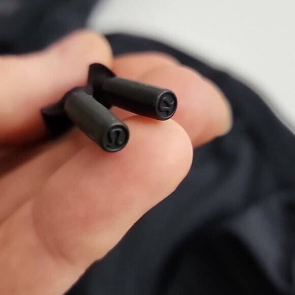 Lululemon Black Dance Studio Reversible Jacket Hooded Stretch Thumbholes Size 4 - Picture 9 of 15